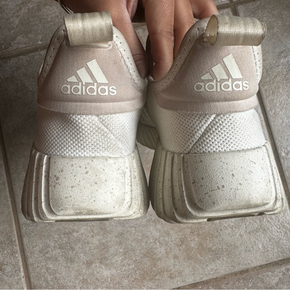 Adidas Women's Nude Sneakers - Picture 3 of 8